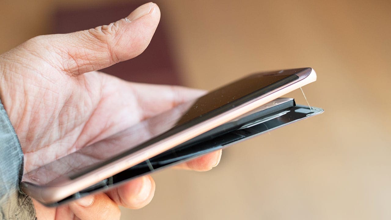 その症状、“スマホ熱中症”かも?夏に壊れるスマホの意外な落とし穴【日本PCサービス調査】の画像1