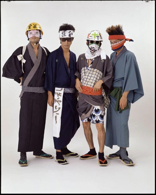 忌野清志郎によく似ているZERRY(右から二人目)率いる謎覆面バンドザ・タイマーズ