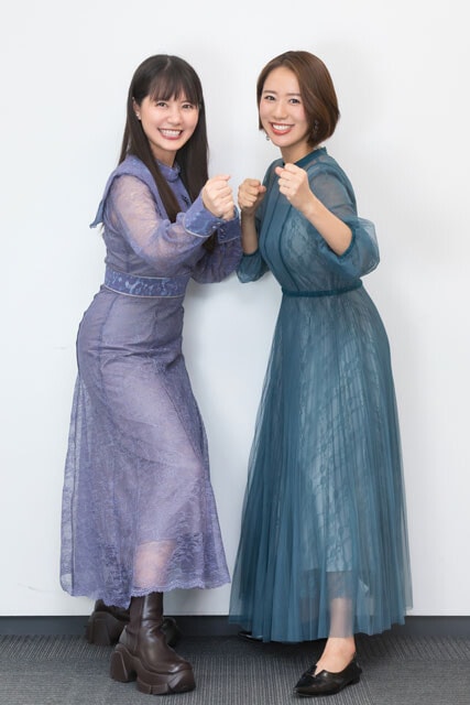 予想絶好調のフリーアナウンサー・栗林さみさん（左）と、回収率は大幅プラスのキャスター・守永真彩さん（右）