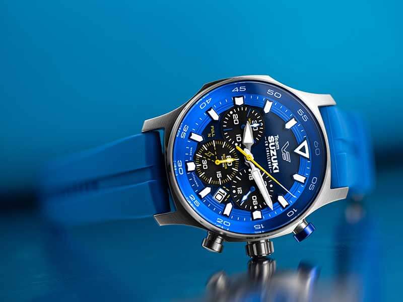 スズキ × VOSTOK のコラボウォッチ「TEAM SUZUKI CN CHALLENGE WATCH」が登場!(動画あり) メイン