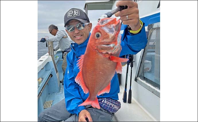 「深場で本命連発！」下田沖のキンメジギングで全員安打達成【静岡・ひがし丸】