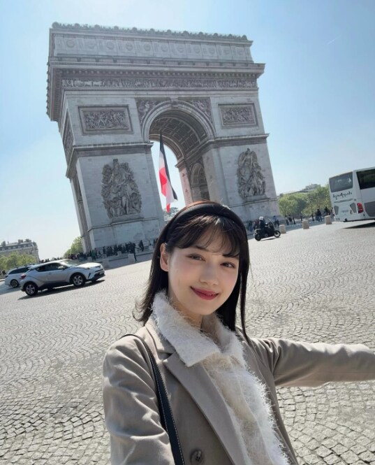 Instagram:山下美月(@mizuki.yamashita.official)より