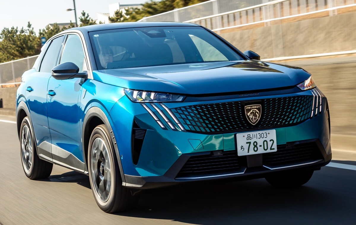 昨年7月に発表されたのが、新型プジョー3008。全世界で累計132万台以上を販売した、プジョー自慢のCセグメントSUV