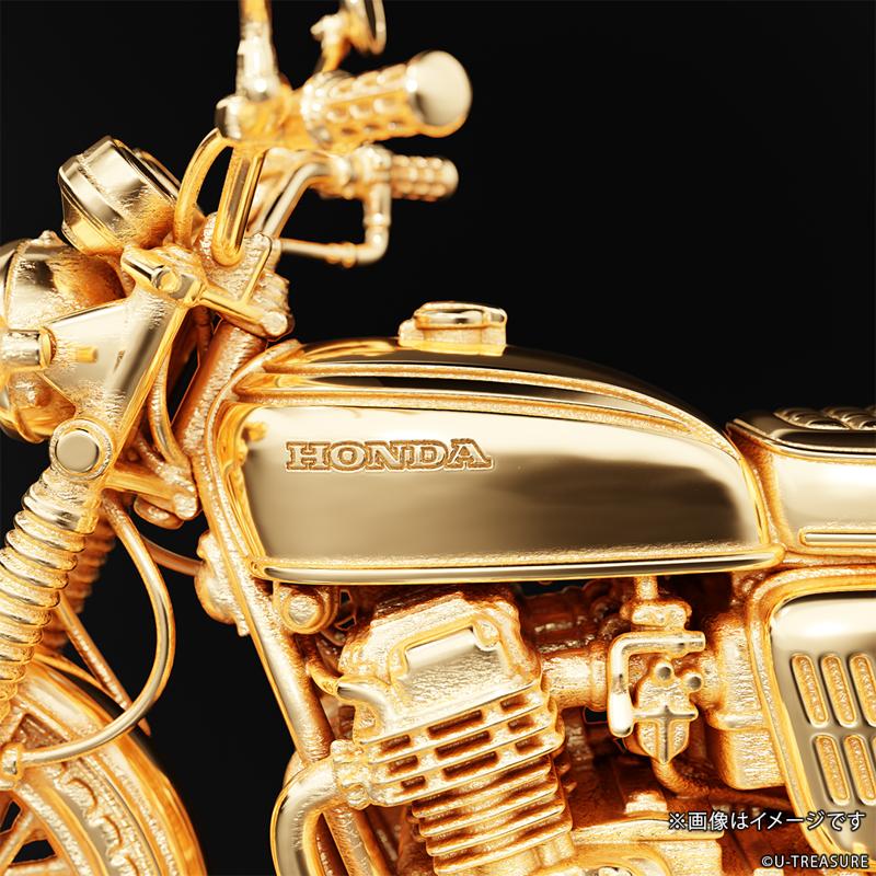 【Honda】”ナナハン”の代名詞「CB750FOUR」1969年モデルの1/24サイズ シルバー製フィギュア。ナンバープレートにシリアルナンバーを刻印