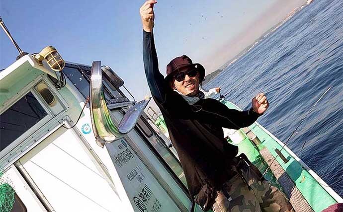 「型も数もバッチリ!」東京湾天秤タチウオ釣りでF4級25本キャッチ【神奈川・又エム丸】