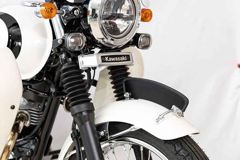 キジマから英国車風カスタムパーツ「フェンダープレート」が発売! W230/GB350Cに無加工で装着可能 記事2