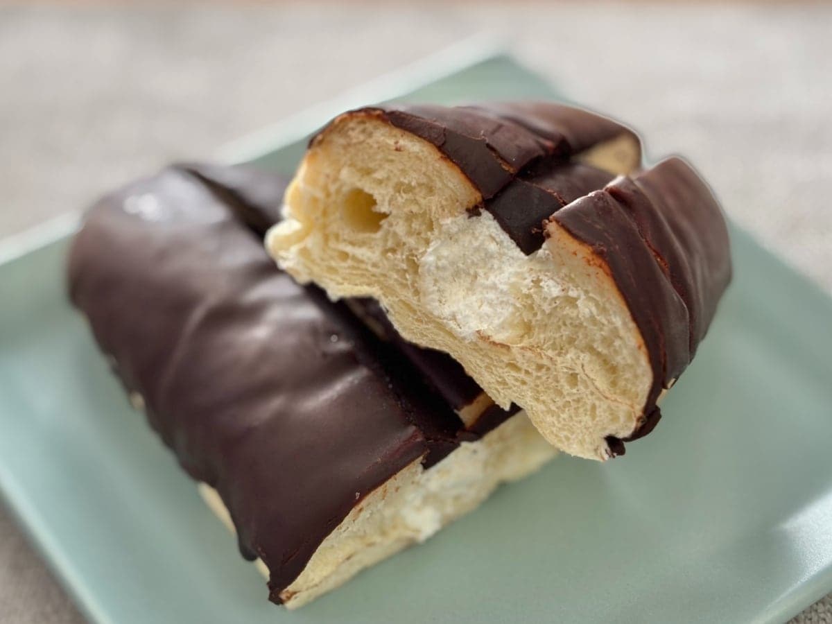 チョコが主役!と思いきや?【ファミマ】のパンはそれ以外もおいしい