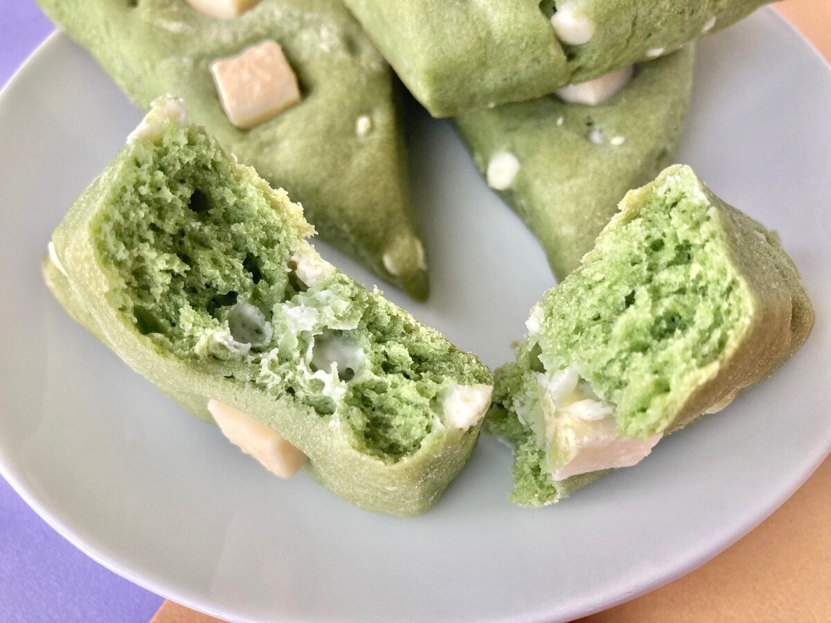 「うめぇえええ!!」「大袋にしてほしい!」【ローソン】ホワイトチョコが入った抹茶味のスコーン