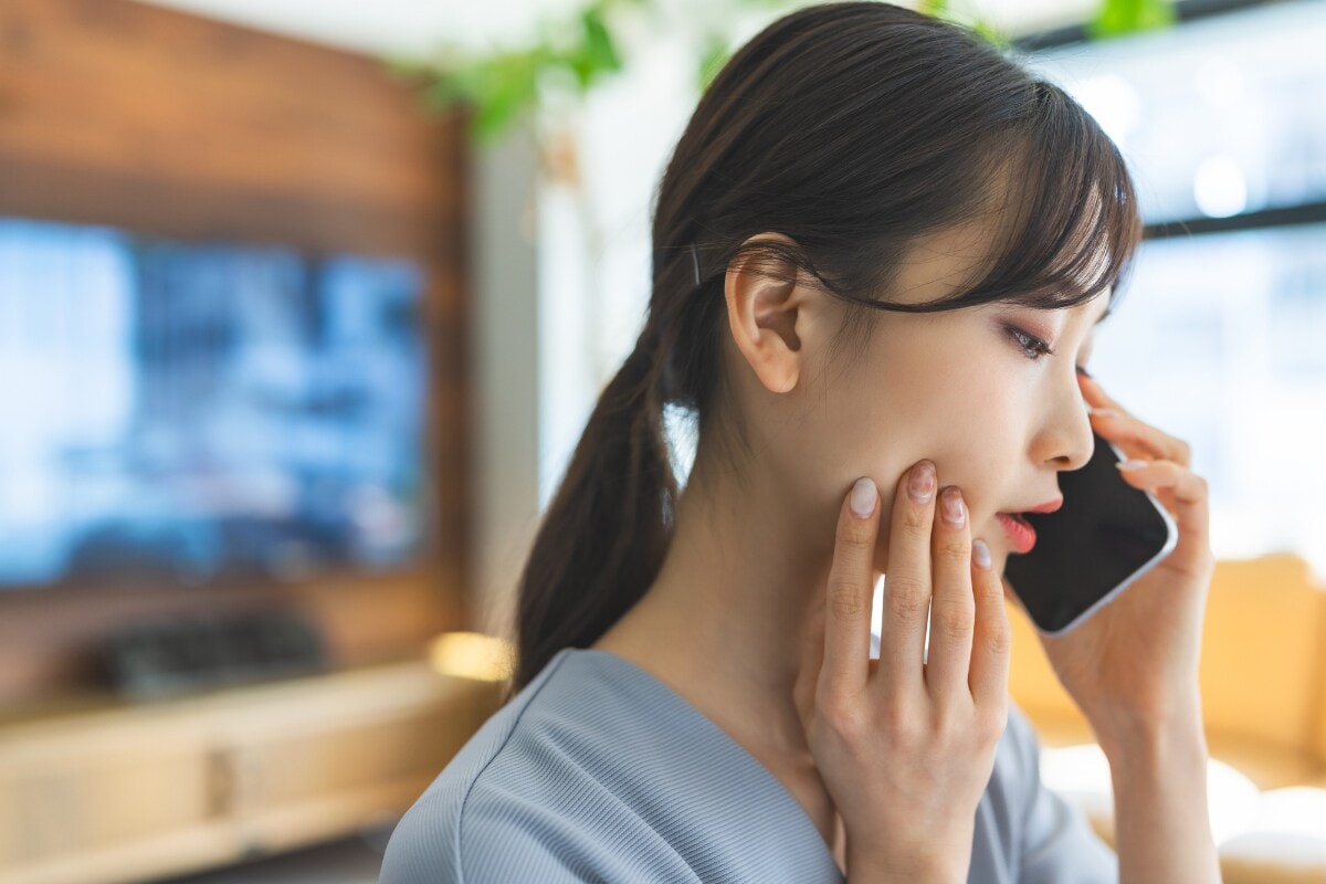 あのとき親の教えを守っていたら……年収400万・36歳女性が悔やむ“若気の至り”