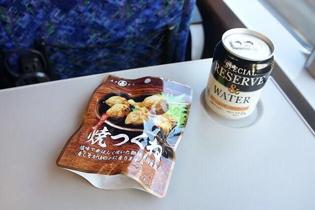 特急列車にはなぜか「リザーブ」の水割りが合う