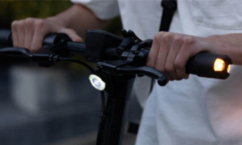 移動の常識が変わる。次世代モビリティ、始動 「特定小型原動機付自転車」キックスケータータイプ・自転車タイプ・スクータータイプの3タイプを全国のスポーツデポにて順次発売