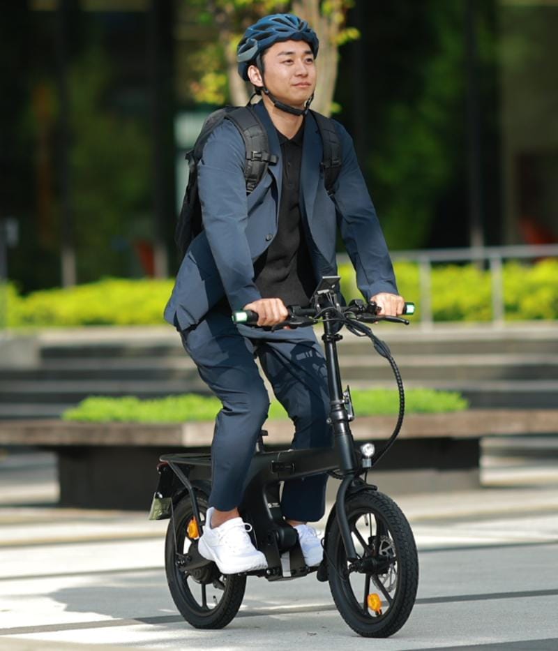 移動の常識が変わる。次世代モビリティ、始動 「特定小型原動機付自転車」キックスケータータイプ・自転車タイプ・スクータータイプの3タイプを全国のスポーツデポにて順次発売