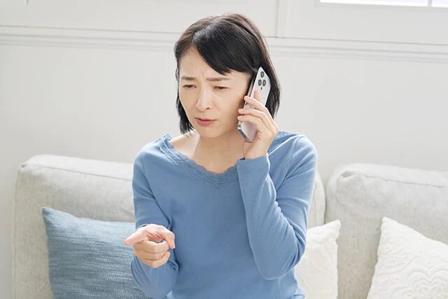 AI対応で長時間待たされて怒りを募らせた客をなだめるため、オペレーターが工夫を凝らす必要も