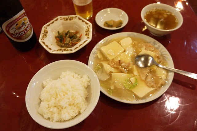 「肉片豆腐」定食 