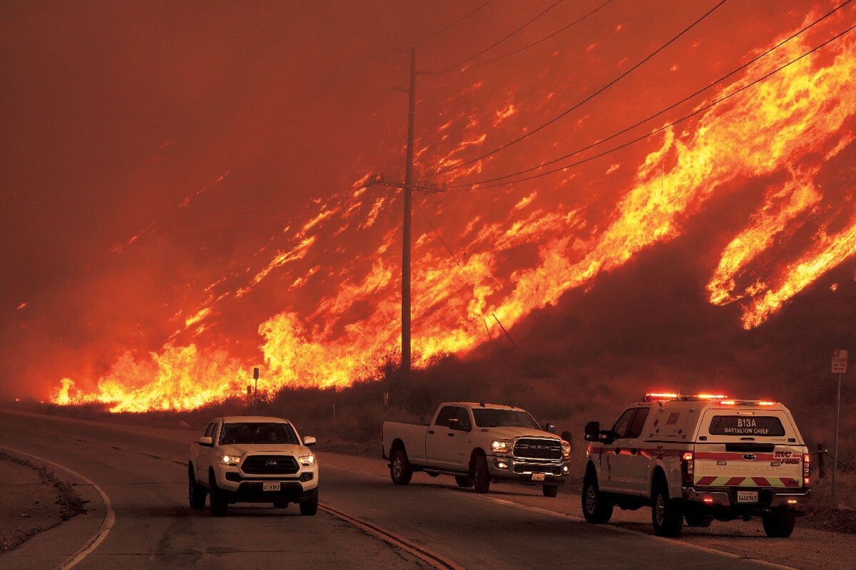 かつてない山火事が起きたカルフォルニア（写真／アフロ）