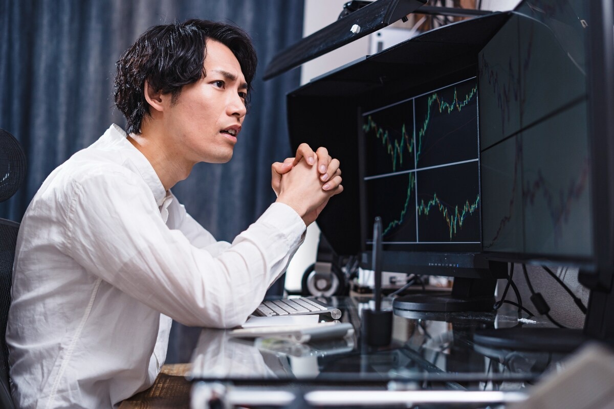 “被害アピール”でお金を無心され……年収500万・49歳女性が元夫からの返済を待つよりも縁切りを選んだワケ