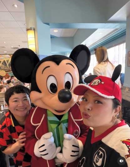 Instagram:近藤春菜(@harisenbon_haruna)より