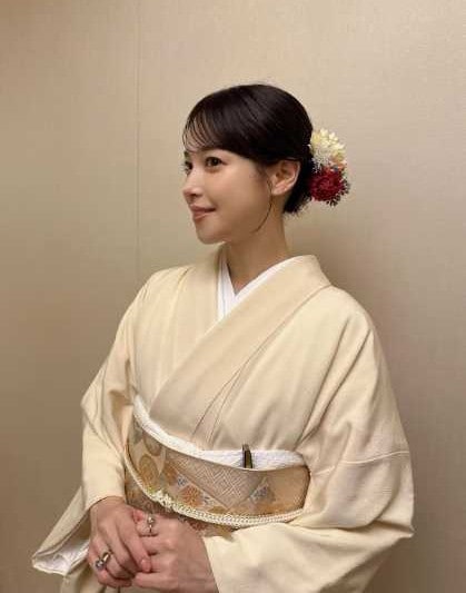 Instagram:鷲見玲奈(@sumi_reina)より