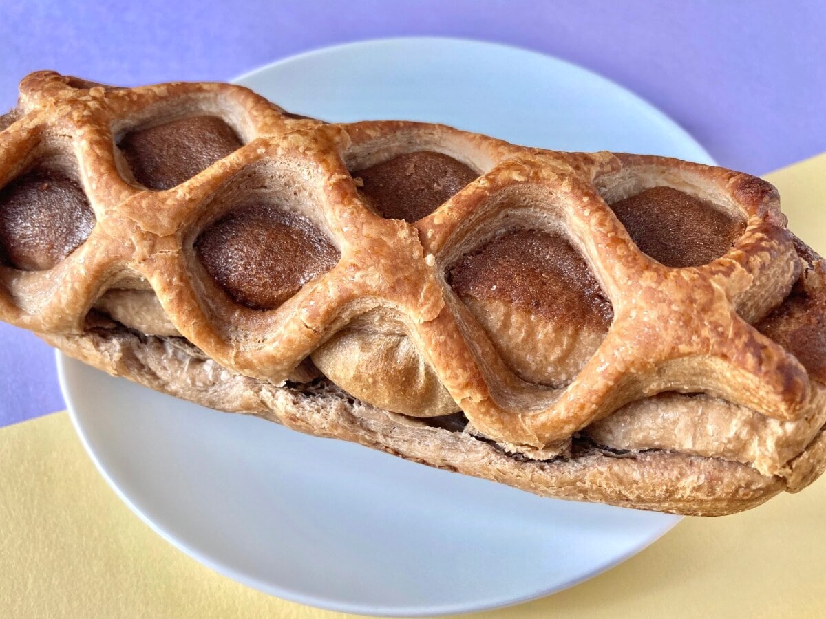 ラズベリーの甘酸っぱさがGOOD!【ファミマ】「ピエール マルコリーニ」監修の ショコラデニッシュ