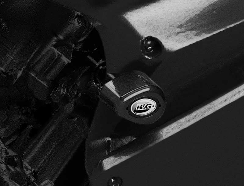 ネクサスから YZF-R9(25-)用「APEXクラッシュプロテクター/エアロクラッシュプロテクター/フォークプロテクター」が発売! 記事3