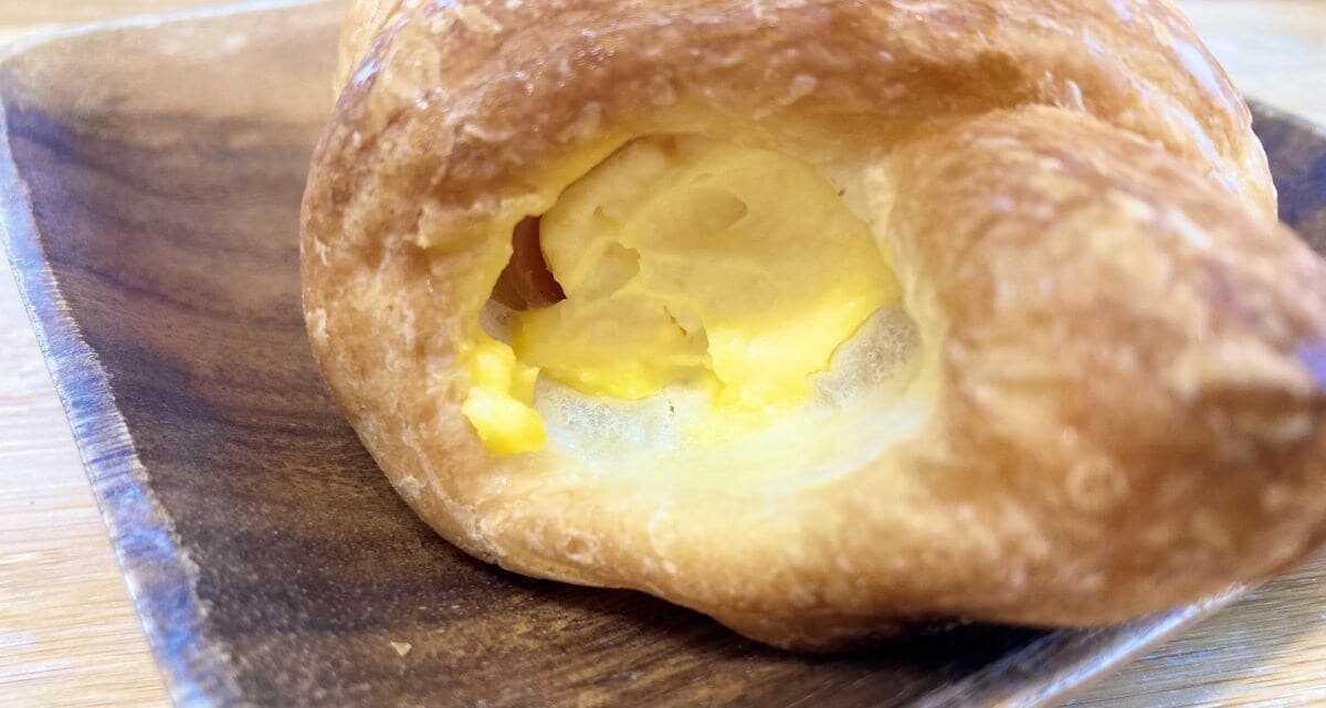 パン屋さんの味と言っても過言ではない！？【ローソン】シンプルだけどめちゃくちゃハマる新作パン