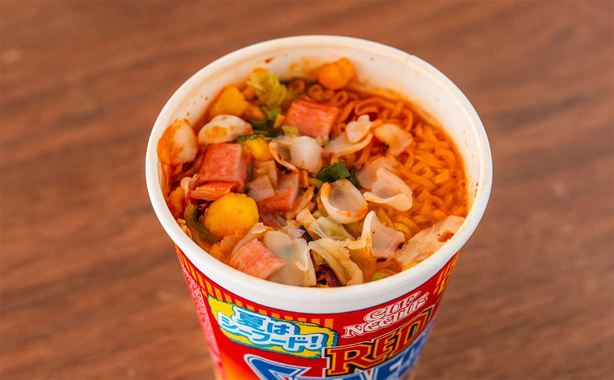 大人気【カップヌードル】の登場に「箱買いしました」の声