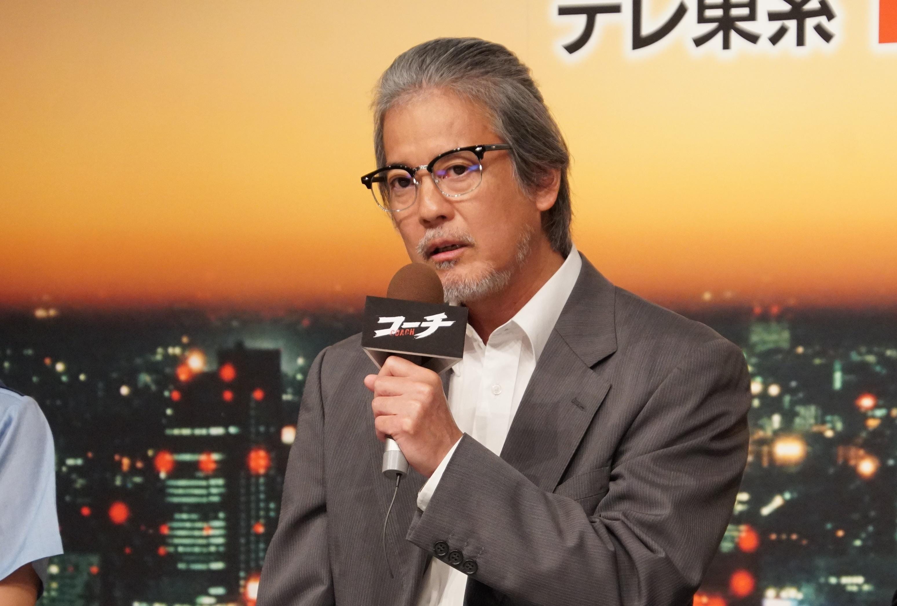 コーチ会見