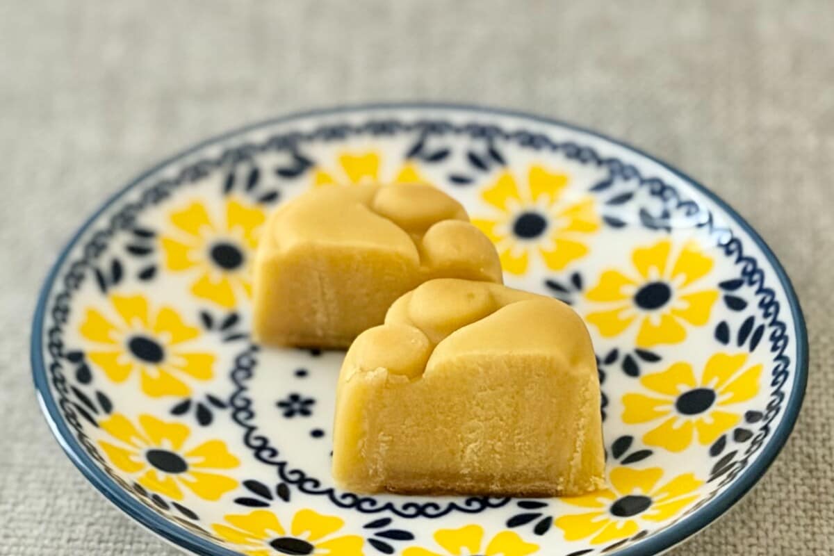 食べたいけど食べたくない（笑）【ファミマ】最高に悩むお菓子を発見