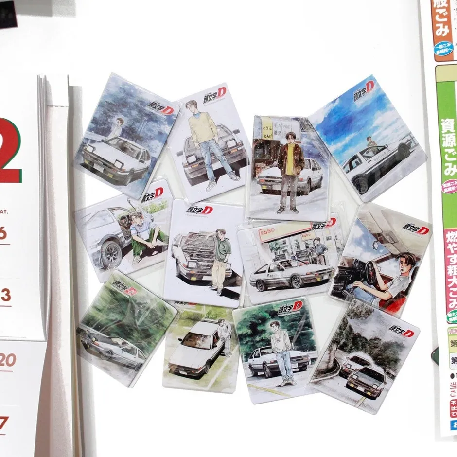 冷蔵庫に貼られた頭文字Dマグネット