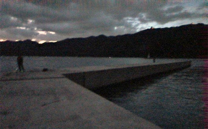 堤防エギングでアオリイカ3杯キャッチ成功【山陰】手前のブレイクで連続ヒット