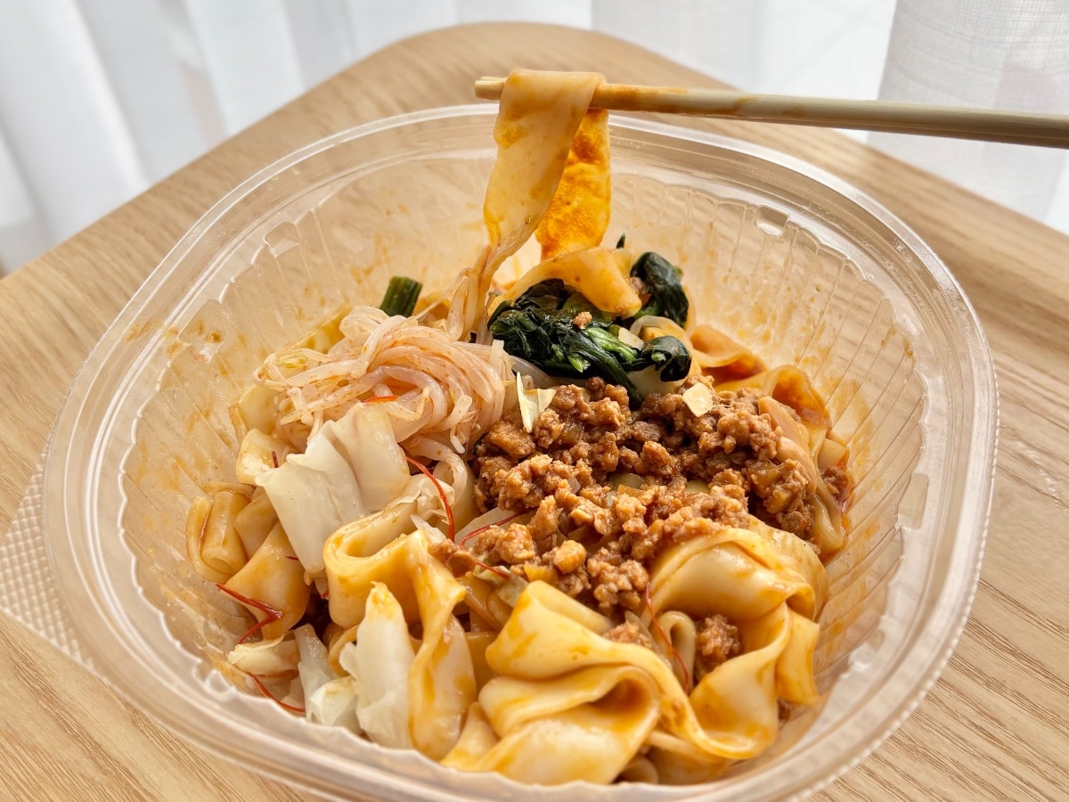 モチモチ麺に香酢＆花椒の旨辛だれがクセになる！