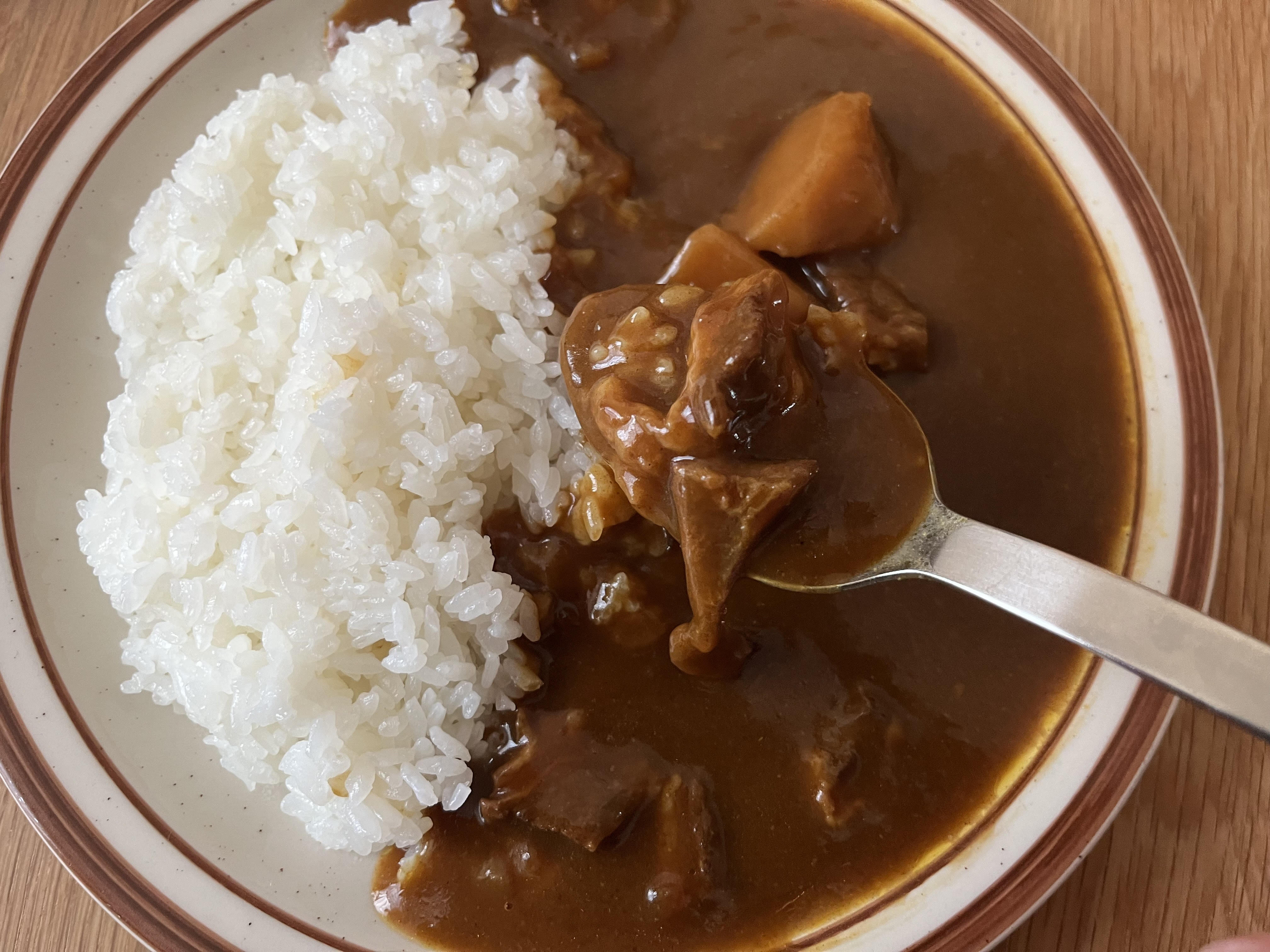 「300gでボリューミー!」【無印良品】デミグラス系のレトルトカレーが新登場!