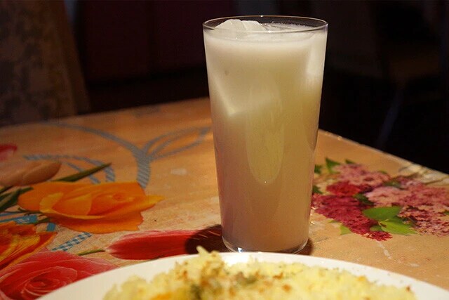 「ラッシーハイ」（３８０円）