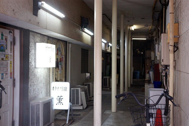 ディープそうな横丁もたくさんある