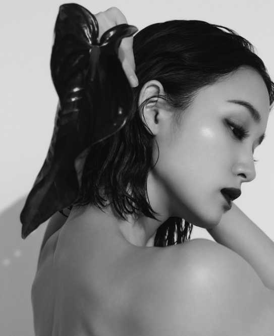 Instagram:剛力彩芽(@ayame_goriki_official)より