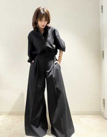 Instagram:加藤綾子(@ayako_kato.official)より