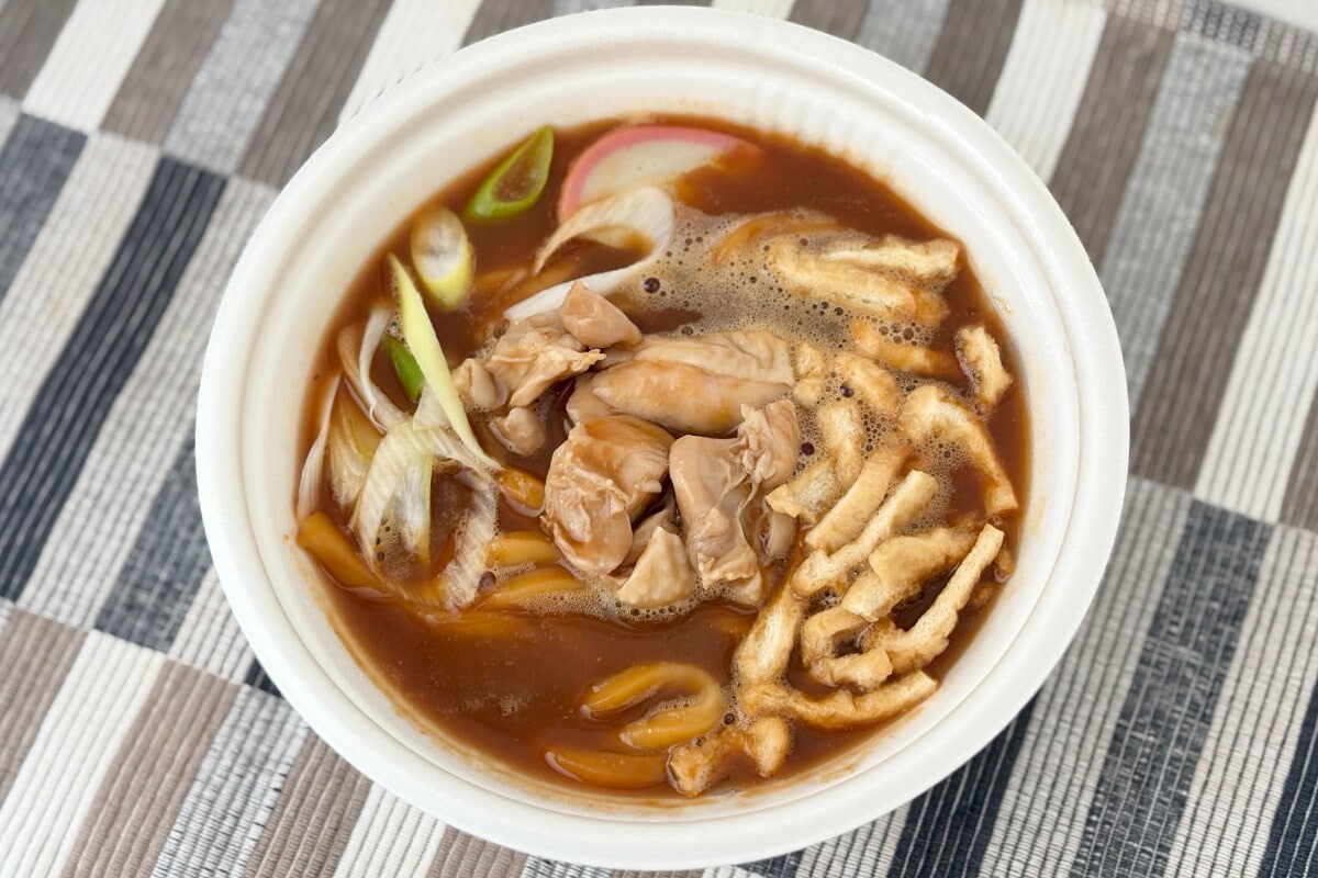 寒い日はこれで決まり!【ファミマ】のうどんは濃厚味噌がたまらん一杯