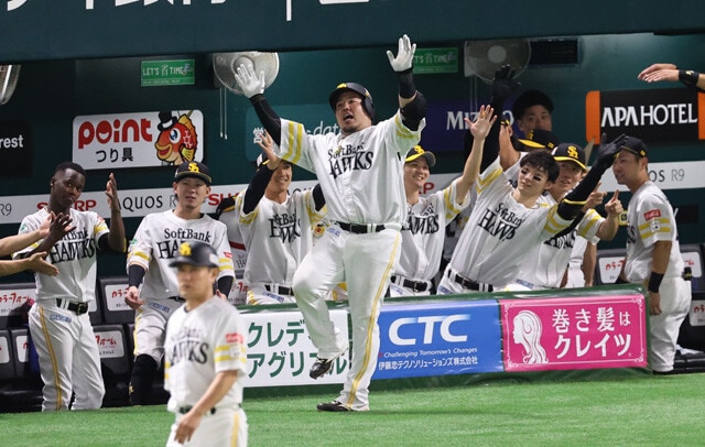 日本ハムを寄せつけず、圧巻の3連勝で日本シリーズ進出を決めたソフトバンク