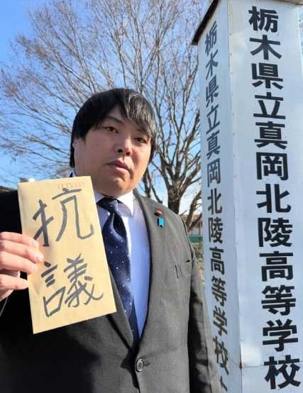 Instagram:へずまりゅう(@hezumaryuaaa)より