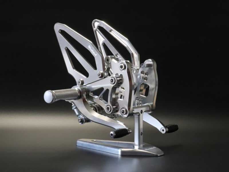 ウッドストックの「バックステップキット」が Ninja1100SX/SXSE・Z1100/Z1100SE の2026年モデルに適合 メイン