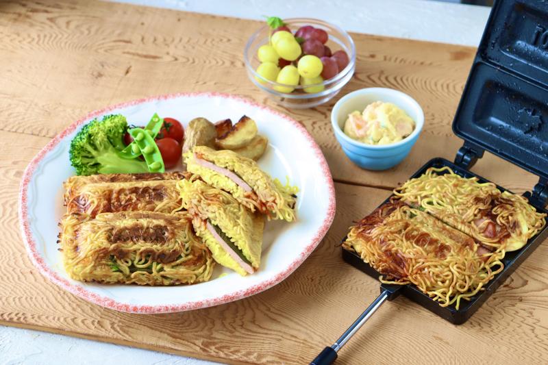 丸大食品「あらびきステーキ」とLOGOSがコラボ！クーラーやメスキットなど人気アイテムが合計90名様に当たる『アツい夏Enjoyキャンペーン』実施！