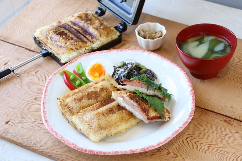 丸大食品「あらびきステーキ」とLOGOSがコラボ！クーラーやメスキットなど人気アイテムが合計90名様に当たる『アツい夏Enjoyキャンペーン』実施！