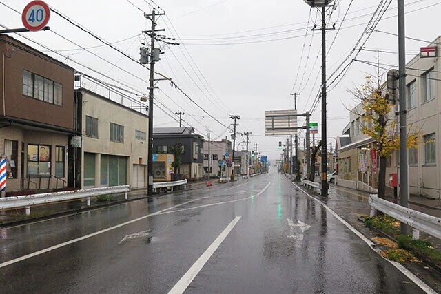 突如クマが出没し、次々と人を襲った秋田県北秋田市鷹巣の市街地の様子