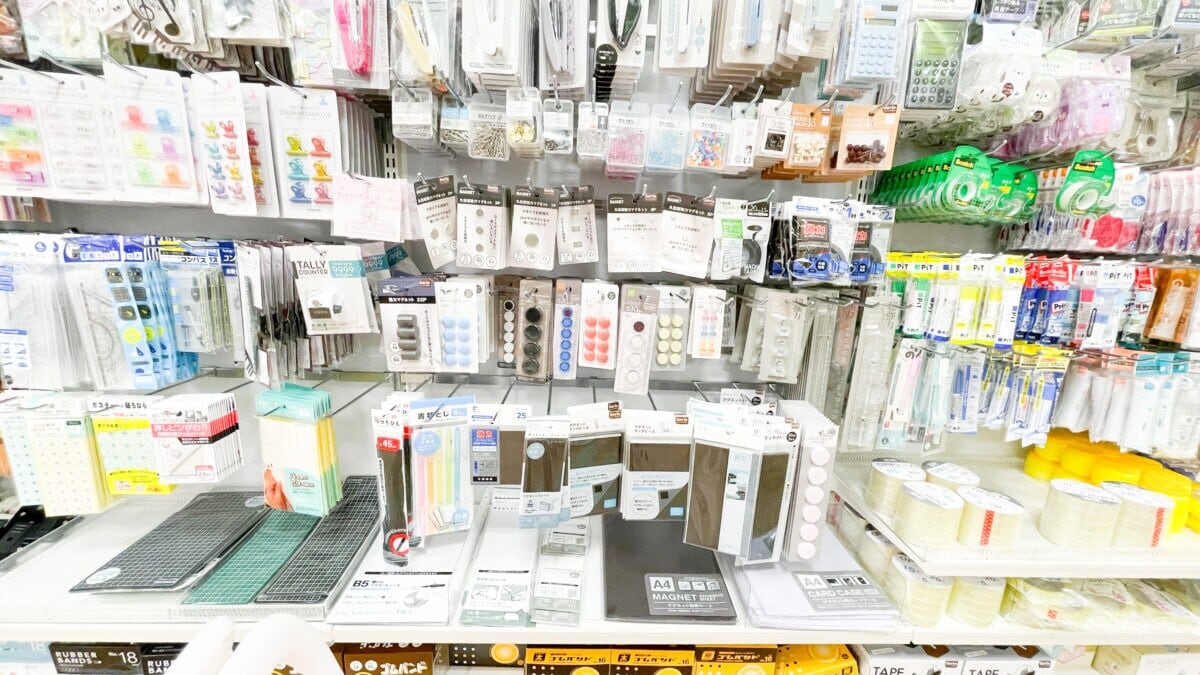 セリアのマグネットが優秀！超強力タイプやシートなど便利な5商品を紹介
