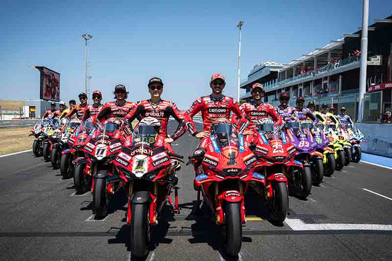 【ドゥカティ】世界最大のドゥカティ・イベントに9万4,000人以上が来場/新型「パニガーレV4」展示&レースを実施 記事7