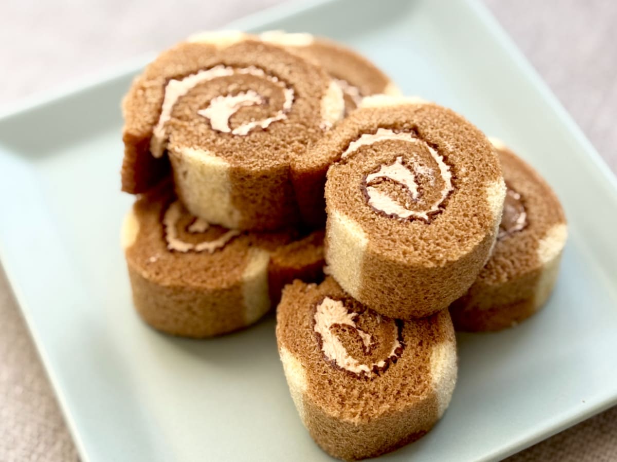 大人のティータイムにぴったり！【ファミマ】1個28円のほろ苦ケーキ