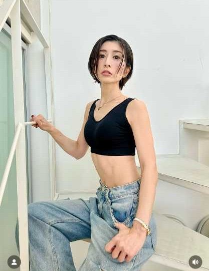 Instagram:おかもとまり(@okamotomari1213)より