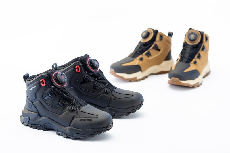 日常のバイクライフからアウトドアシーンまでをシームレスにつなぐ新しいコンセプトのライディングシューズ｜アクティブなツーリングをサポートするSCOYCO（スコイコ）「MT106」が新登場