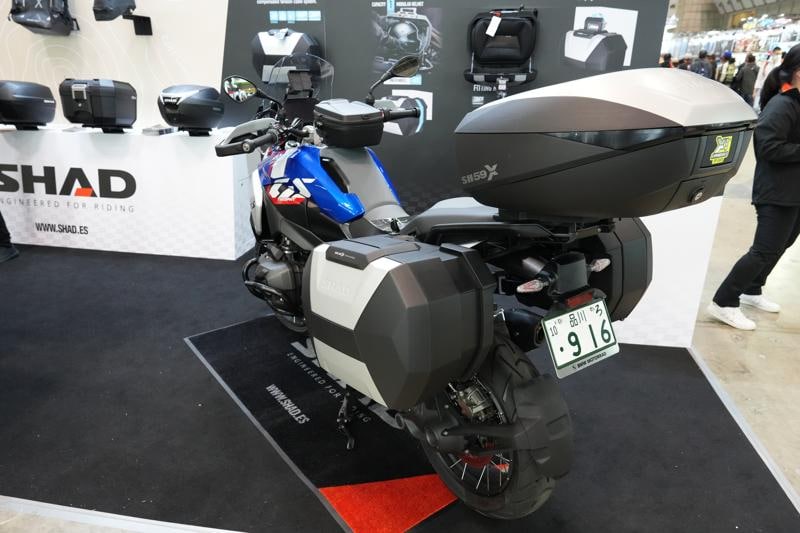 【東京モーターサイクルショー2026】カスタムジャパン２０周年記念、過去最大ブース規模にて出展。TIMSUN（ティムソン）・SHAD（シャッド）・カスタムジャパンの3ブランド体制で展開