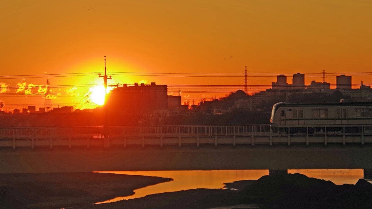 元旦の『初日の出』はどこで見る!? 首都圏で初日の出を見るのに最適な列車7選+おまけ!の画像1